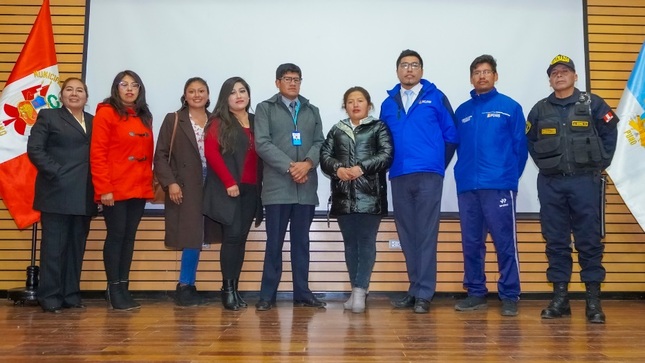 Reunión de la comisión de fiestas navideñas para definir las prioridades y proyectos para las celebraciones de fin de año