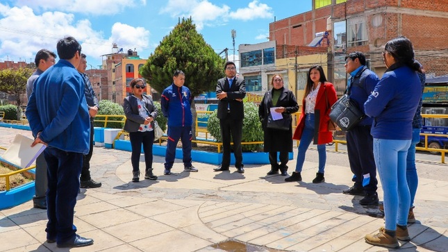 Comisión de fiestas navideñas de Puno realiza recorrido por la ruta de la feria navideña Wawa Q’atu