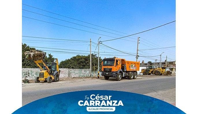 🔰La Municipalidad Provincial de Chincha realizó el recojo de escombros y residuos que se encontraban en la carretera de Alto Larán a la altura de la calle Atahualpa, los cuales representan focos infecciosos que atentan contra la salud de los vecinos.
Esperemos que apartir de ahora los vecinos tomen conciencia y puedan tener buena cultura y educación para hacer de Chincha una mejor Provincia.
Recuerda que las calles no son puntos de acopio de basura, no realicemos acciones irresponsables que atenten contra el ornato y la salud pública.