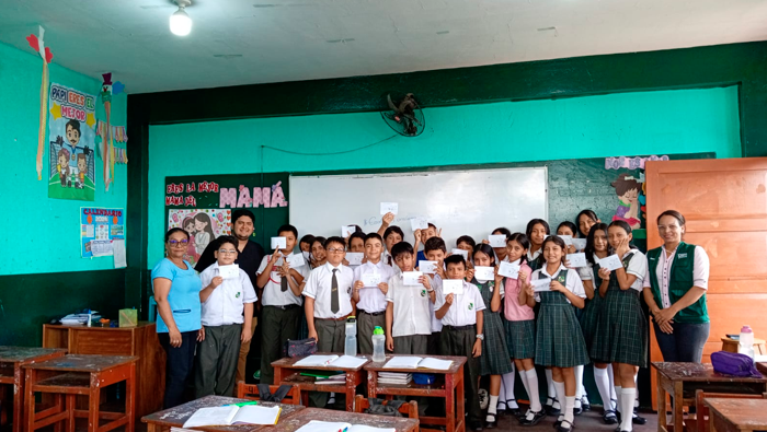 Γxito total en la microcampaΓ±a Informativa de recojo y eliminaciΓ³n de criaderos contra el Aedes Aegypti.