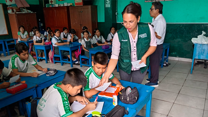 Γxito total en la microcampaΓ±a Informativa de recojo y eliminaciΓ³n de criaderos contra el Aedes Aegypti.
