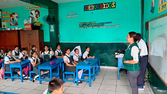Γxito total en la microcampaΓ±a Informativa de recojo y eliminaciΓ³n de criaderos contra el Aedes Aegypti.