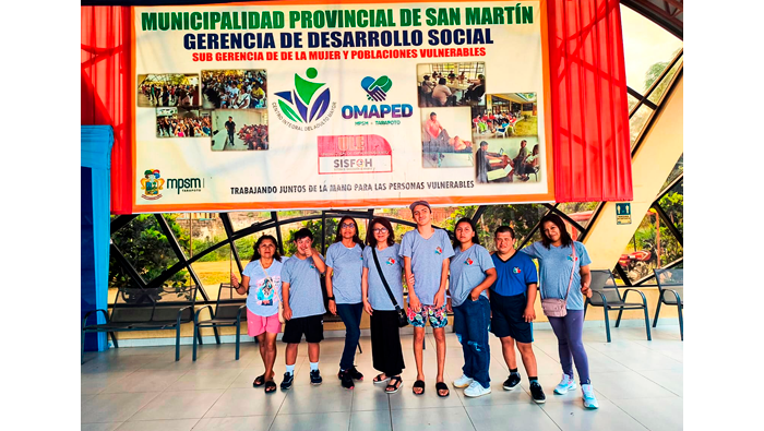Visita de la AsociaciΓ³n "Amigos de la sonrisa de Dios" de la ciudad de Piura.