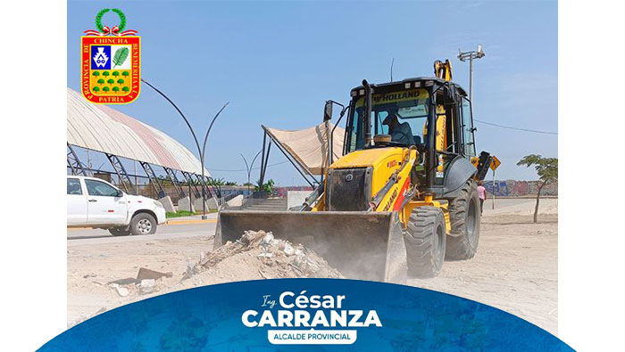 🔰La Municipalidad Provincial de Chincha, comprometida con cuidar nuestros espacios públicos, procedió al recojo de escombros y residuos sólidos acumulados en el sector de Cruz Blanca.
Hacemos una vez más un llamado a los malos vecinos en tener un poco de cultura y educación, la limpieza y ordenamiento de nuestra Provincia depende de todos nosotros.
¡MANTENGAMOS LIMPIA NUESTRA PROVINCIA! 🤝