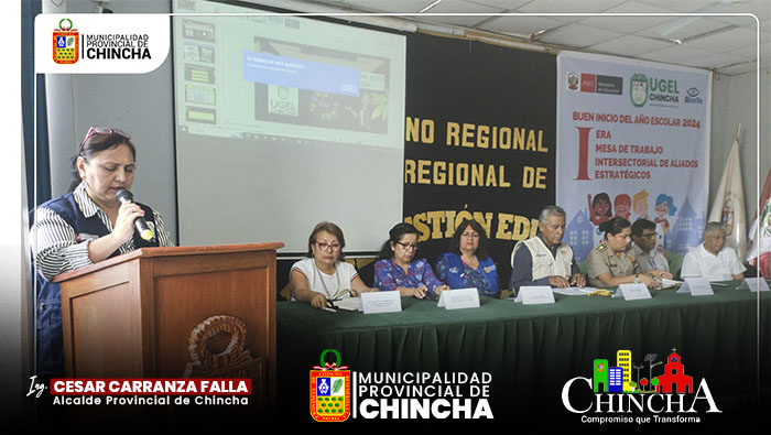La Municipalidad ha respondido con a la convocatoria de la primera mesa de trabajo intersectorial de aliados estratégicos, que reúne a importantes entidades como la UGEL, la Policía Nacional, Hospitales, entre otras. Bajo la dirección del CEM, hemos destacado los logros de nuestro trabajo conjunto durante el año anterior, colaborando estrechamente con municipalidades distritales, provinciales y diversas instituciones para reducir la violencia en todas sus formas: física, verbal y psicológica, con un enfoque especialmente dedicado a las escuelas.
En este contexto, cada entidad ha reafirmado su compromiso y disposición para participar en cualquier actividad destinada al bienestar de los estudiantes. Esto va más allá de simples visitas, patrullajes o charlas dirigidas a alumnos y docentes; también incluye la visita a empresas donde trabajan los padres o tutores de los menores. Ya que en muchas ocasiones, estos padres no pueden acudir a las citaciones de la institución educativa debido a sus responsabilidades laborales. Por tanto, se ha establecido un grupo de especialistas dedicados a mejorar el entorno estudiantil tanto dentro como fuera de la escuela. Este compromiso refleja nuestro firme propósito de garantizar un ambiente seguro y propicio para el desarrollo académico y personal de todos los estudiantes.