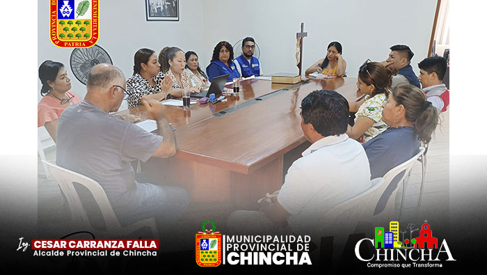 🔰Integrantes de la Instancia Provincial de Concertación se reunieron con el alcalde Provincial de Chincha, Ing. César Carranza Falla, para acordar puntos importantes en la lucha de la no violencia contra la mujer.
Donde cada uno de los integrantes dio su punto de vista para erradicar y hacerle una lucha frontal a esta violencia.
Finalizando esta reunión se propuso realizar algunas actividades para poder concientizar y promover la no violencia contra la mujer y tomar acciones en este nuevo año.