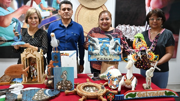 Exposición de trabajo en madera