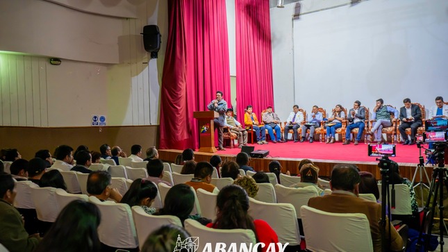 💯Defensa Del Hospital Guillermo Díaz De La Vega Une A Autoridades Y Población De Abancay.