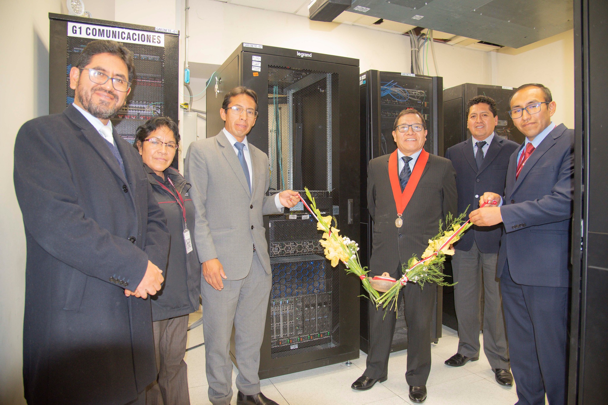 Presidente de la Corte Junín inauguró equipos de alta gama