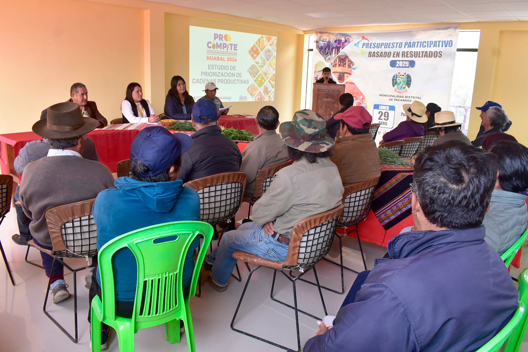 talleres de priorizaciรณn de cadenas productivas en Acos y Pacaraos - PROCOMPITE HUARAL 2024