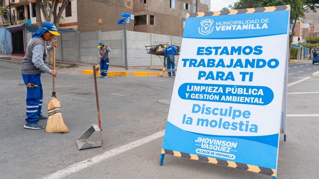 Mantenemos Ventanilla limpia ♻️🧹 y ordenada 🏡 mediante operativos continuos para el bienestar de nuestros vecinos 👨‍👩‍👧‍👦 y el crecimiento del distrito 🌟🏘️.