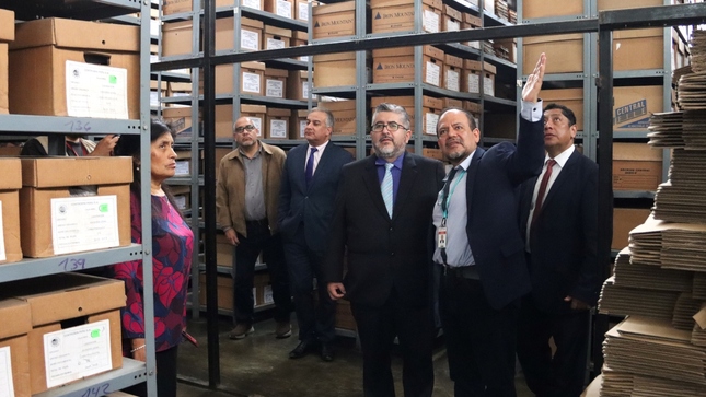 Archivo General de la Nación trasladó a su sede de Pueblo Libre un total de 450 cajas de valioso acervo documental histórico y notarial