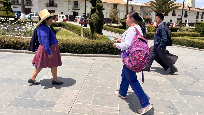 Integrantes de la estrategia defensores del patrimonio cultural realizando actividades de difusión