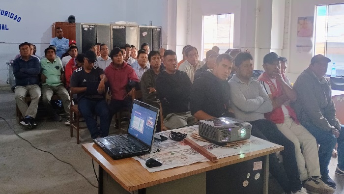 Charla a conductores