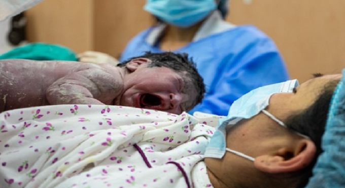 Bebés recién nacidos ingresan al programa de Lactancia Materna Exclusiva del hospital Luis Negreiros de EsSalud