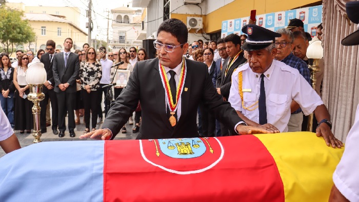 Homenaje póstumo