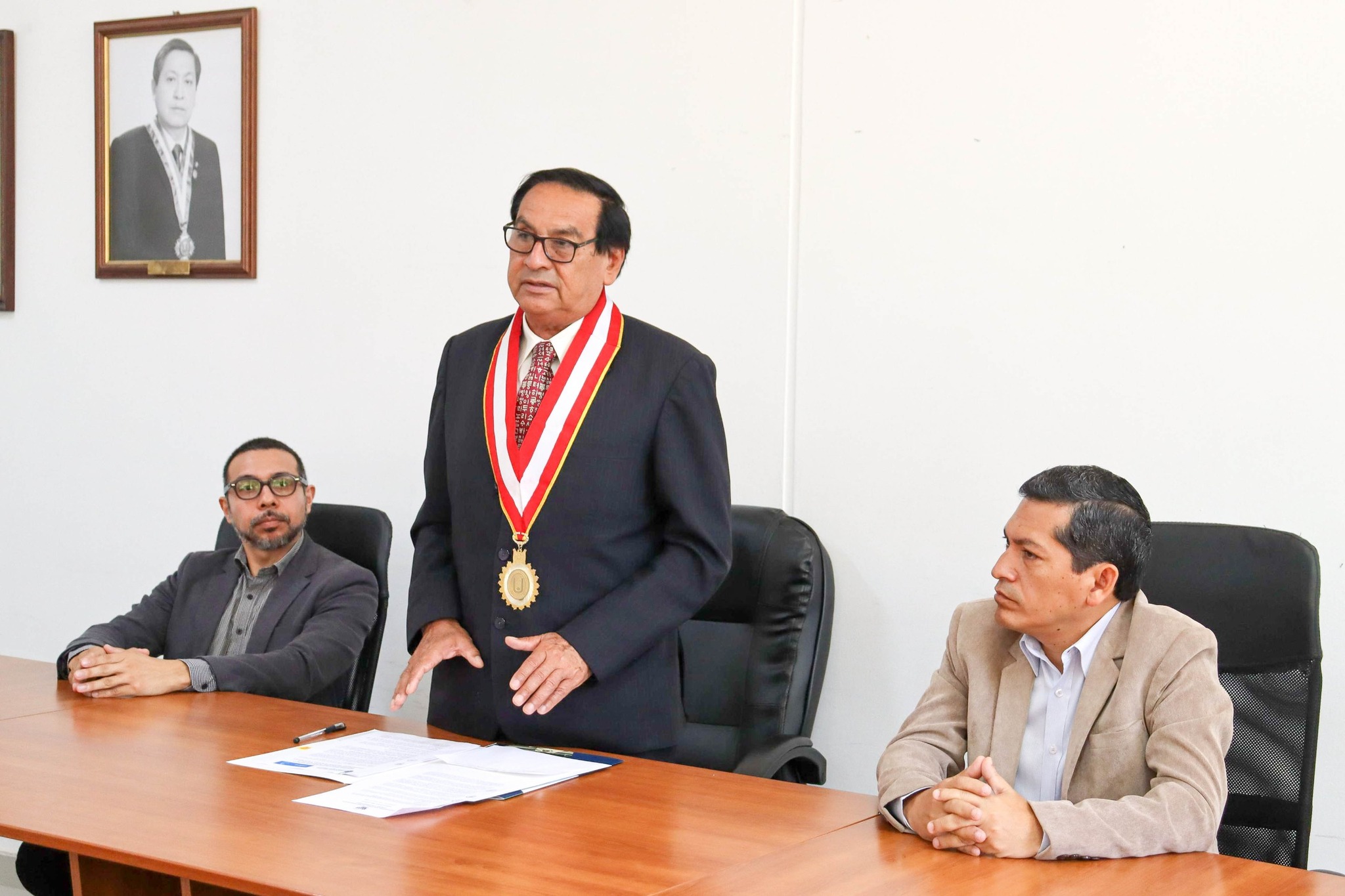 La Universidad Nacional Pedro Ruiz Gallo y la Concesionarias Olmos han firmado un convenio