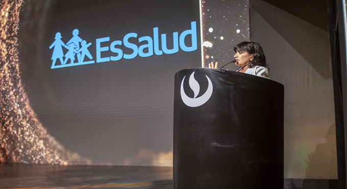 EsSalud obtiene tres Premios Creatividad Empresarial por iniciativas en telemedicina y atención humanizada a pacientes oncológicos