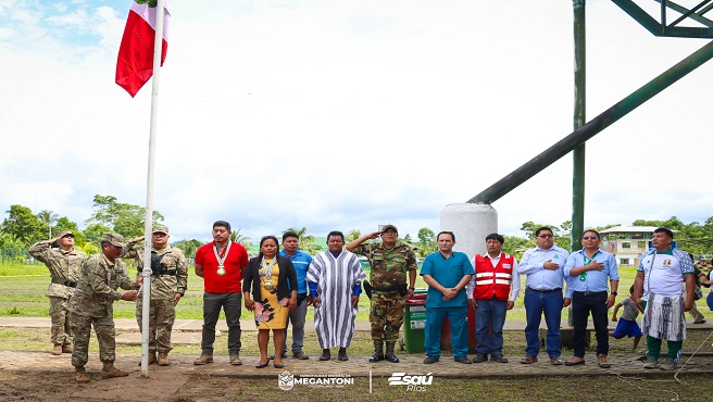 Ejรฉrcito del Perรบ y municipalidad de Megantoni, se unen para campaรฑa de acciรณn cรญvica en CCNN Camisea.