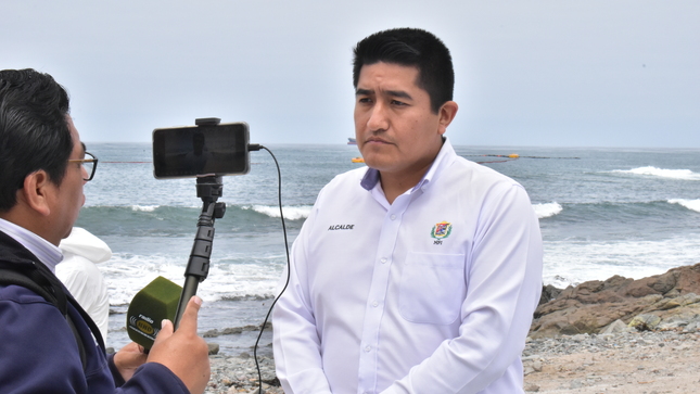 Alcalde Humberto Tapia expresó su incomodidad por incremento tarifario de la EPS ILO y Audiencia Pública Virtual de la SUNASS.