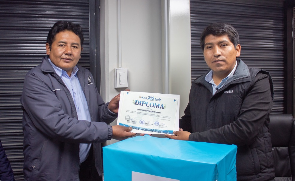 Municipalidad de Puno reconoce a oficinas municipales por su creatividad en el 356° aniversario de la ciudad