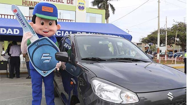 Municipalidad realizo sorteo del Auto 0KM como premio al buen contribuyente. 
