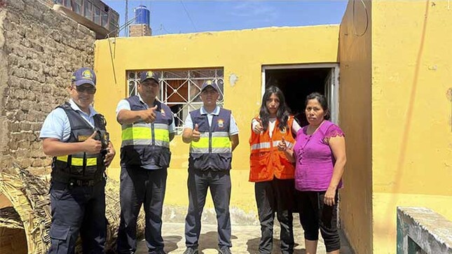 Se entrego ayuda humanitaria a familia damnificada del incendio de su vivienda en el parque Mariategui. 