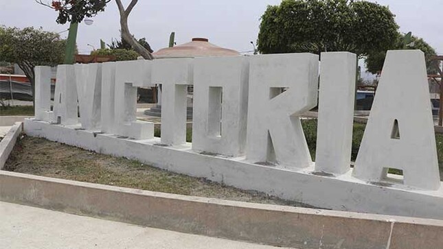 Continua los avances de la obra del mejoramiento de la plaza del A.H. La Victoria 