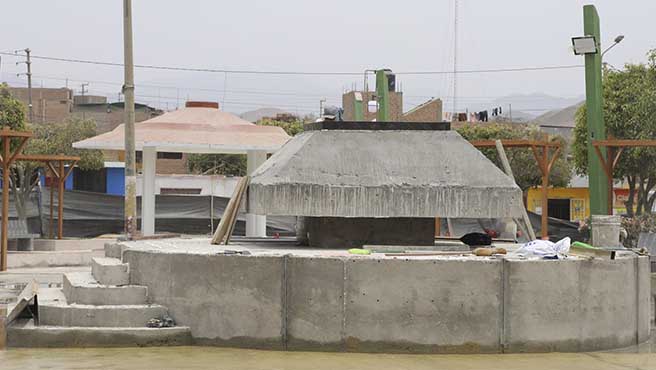 Continua los avances de la obra del mejoramiento de la plaza del A.H. La Victoria