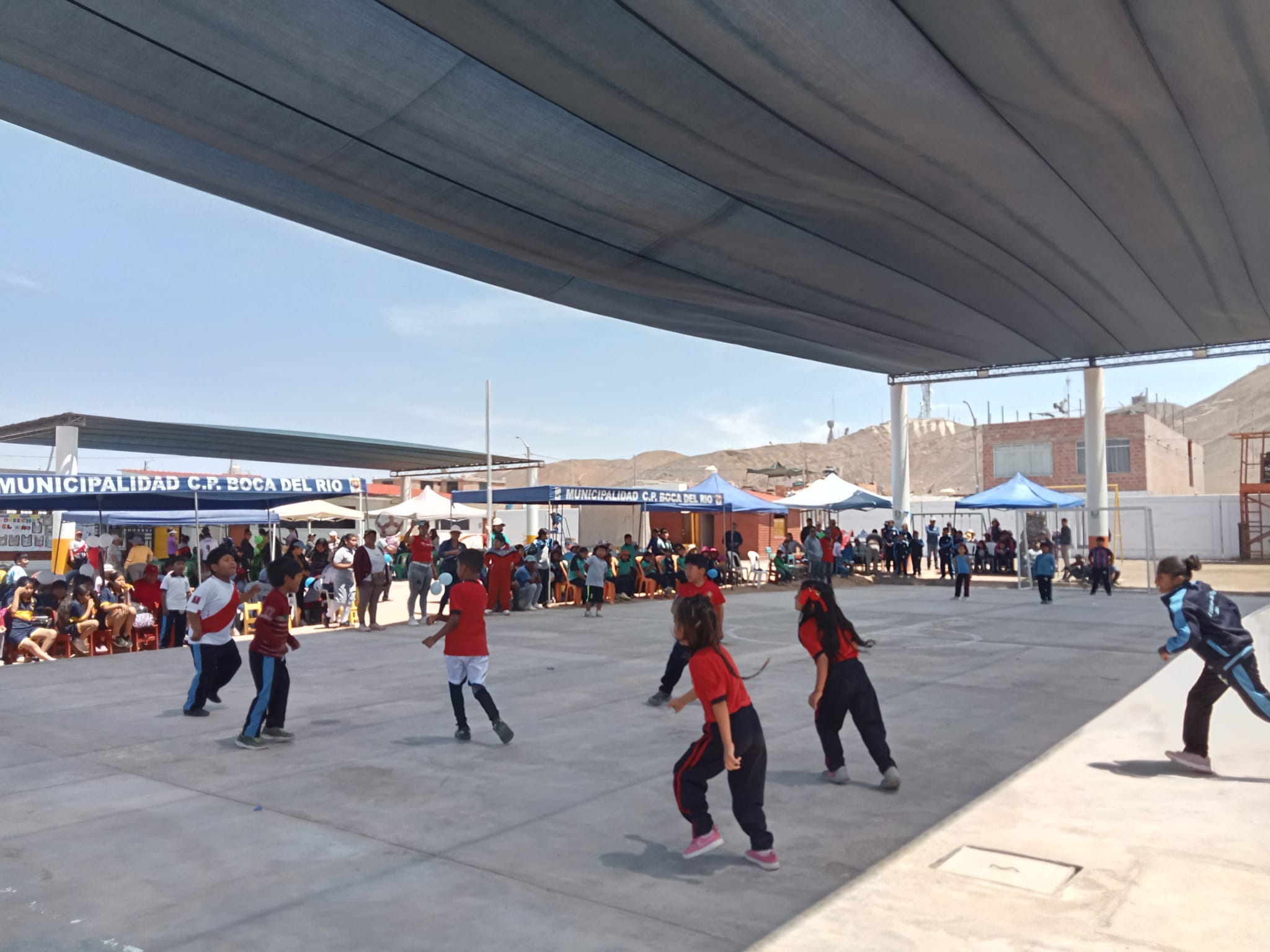 imagen de confraternixacion de colegios primarios Red Educar
