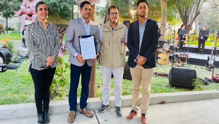 Reconocimiento a Cristhian Aguilar