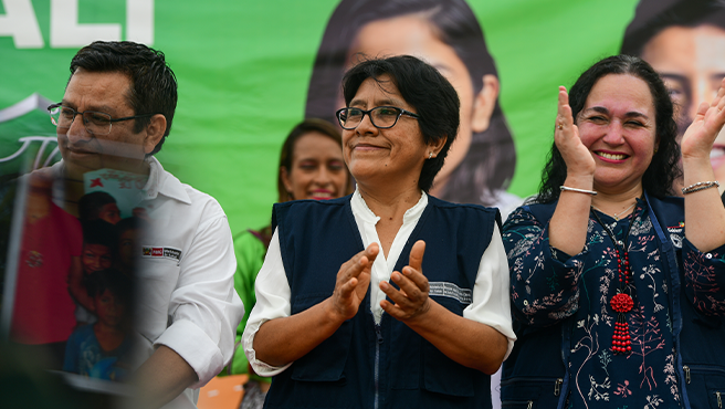 Vacunación contra el dengue