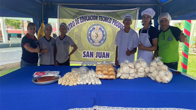 FERIA SABERES