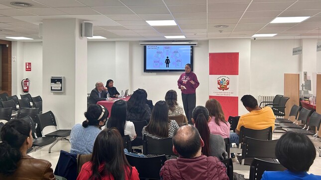 Brindar charla de sensibilización a la comunidad peruana en Madrid sobre la trata de personas y explotación sexual
