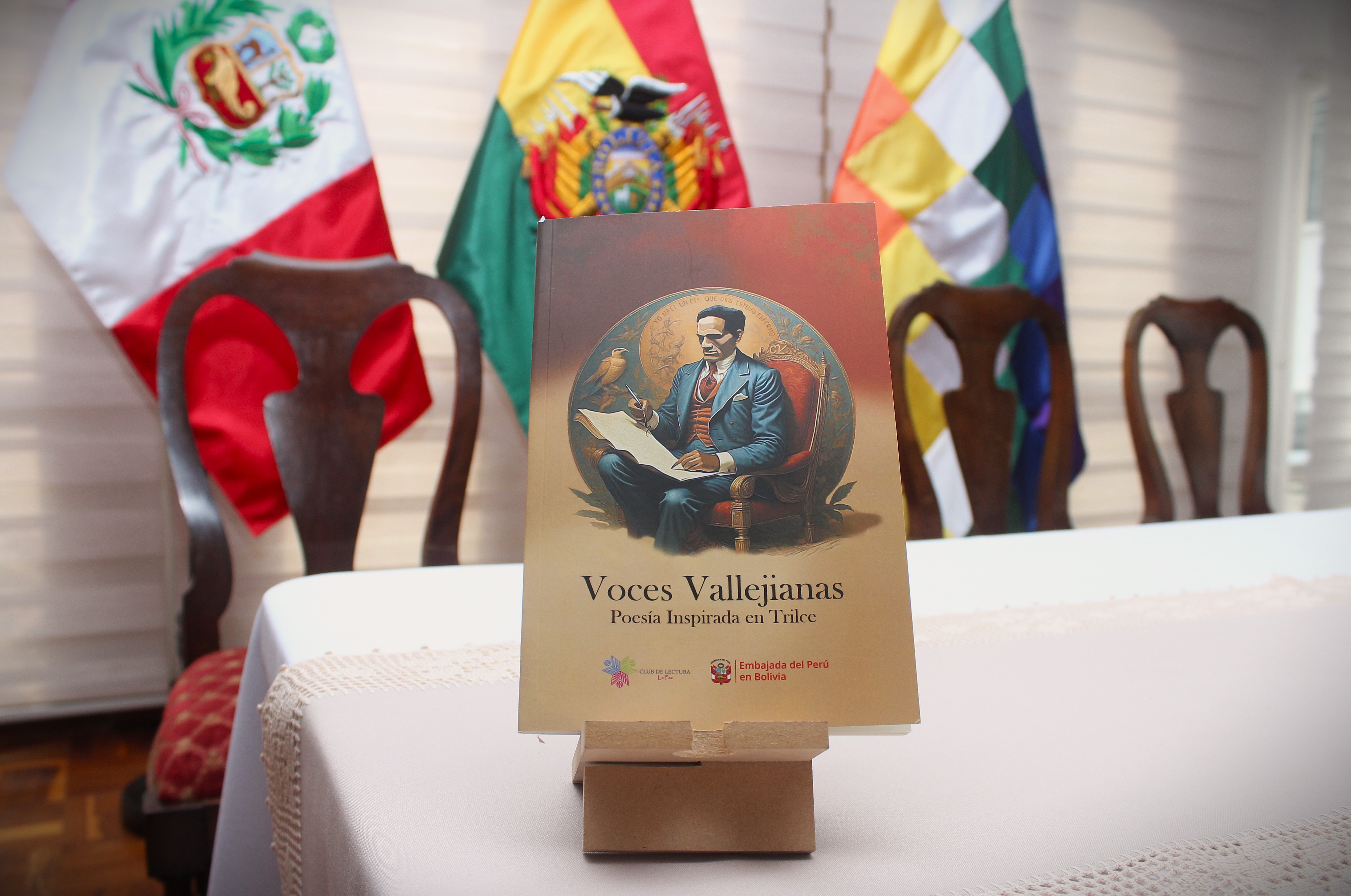 Libro en homenaje a César Vallejo