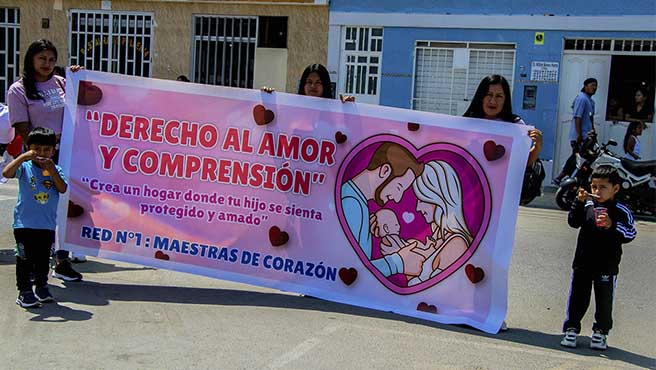 Ceremonia de Izamiento de Banderas en conmemoración a la proclamación universal de los derechos del niño.