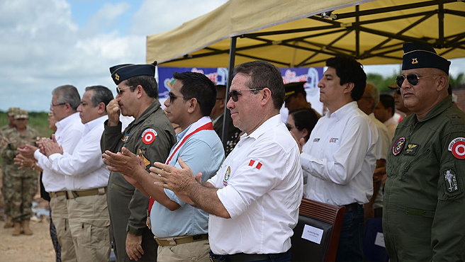 Colocan primera piedra para la construcción de la nueva base aérea de la FAP