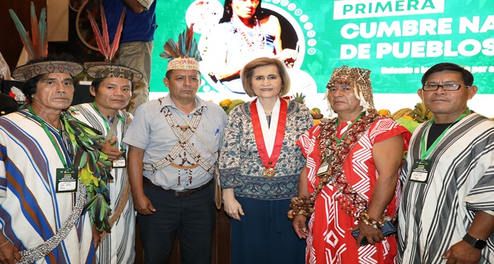 Presidenta del TC Luz Pacheco participó en inauguración de la Primera Cumbre Nacional de Pueblos Indígenas en Ucayali