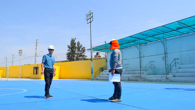 Gerente de infraestructuras realiza supervisión del piso de la loza 