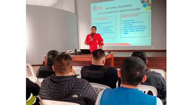 Capacitaciòn al sereno en respuesta a incidentes con materiales peligrosos