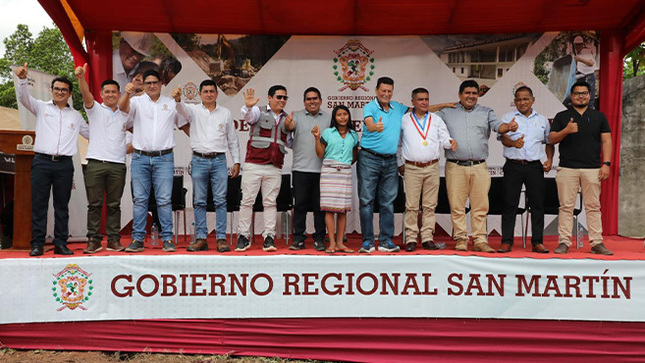 Colocación de Primera Piedra de Centro de Salud 1-4 de Caynarachi