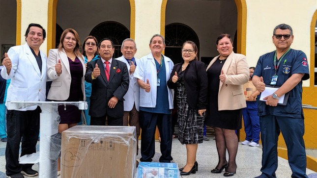 DONACIÓN DE ECOGRAFO DE LA UCV