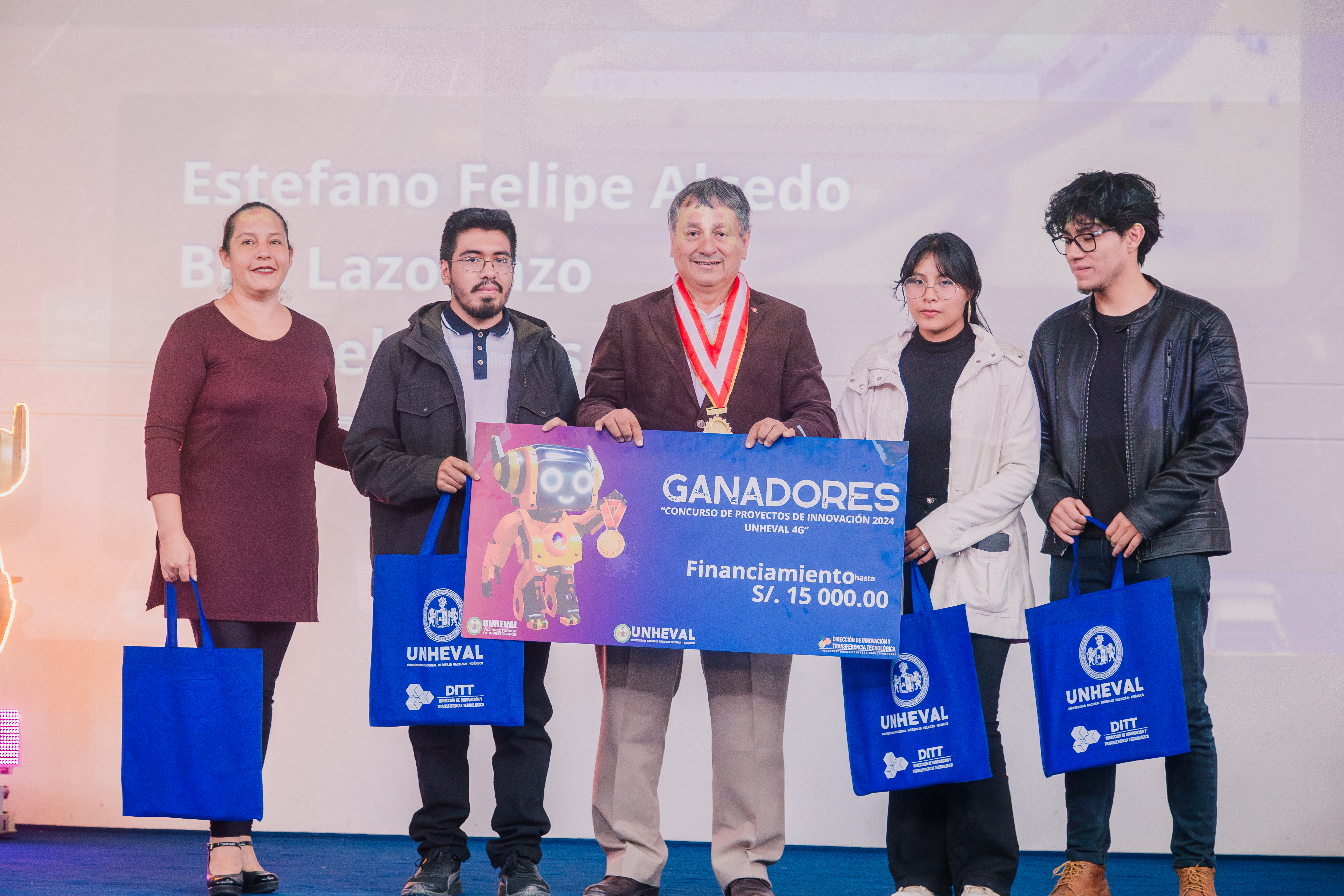 Premiación a ganadores