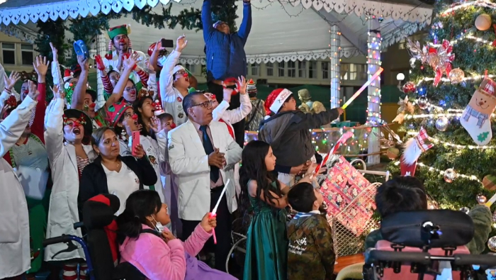 Pequeños guerreros: pacientes del INSN Breña ya viven la magia de la Navidad en medio de su lucha por recuperar su salud