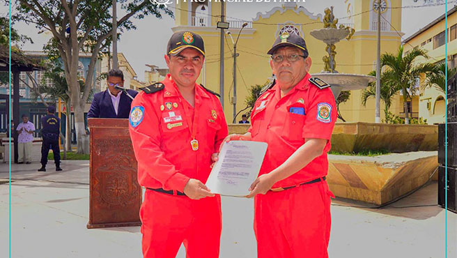 Municipalidad celebra el 164° aniversario de la Compañía de Bomberos N°31 de Paita.