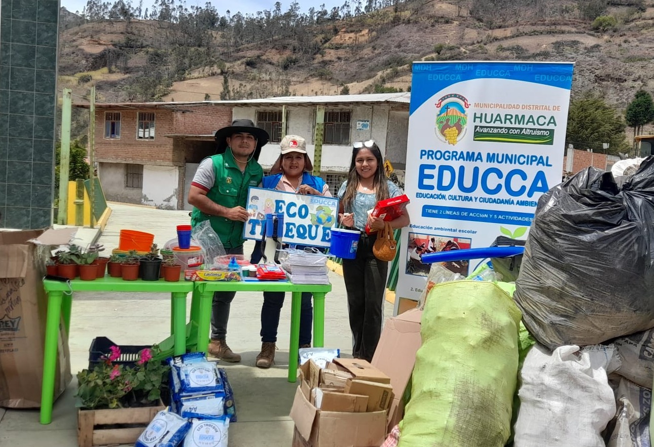 Programa Municipal EDUCCA realiza campaรฑas de Eco Trueque