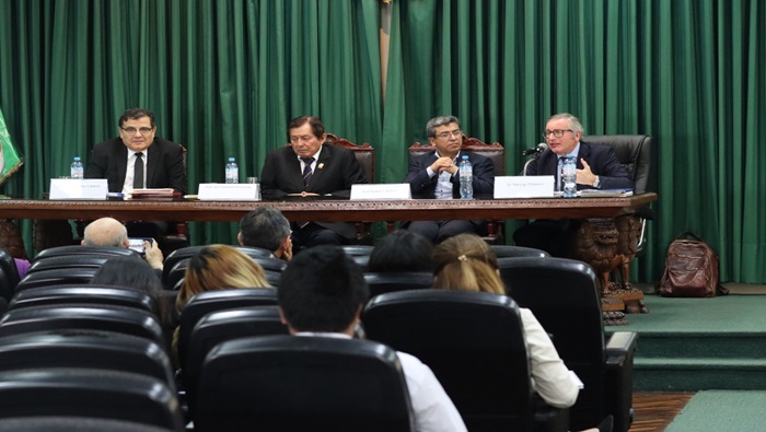 CEC del TC coorganizó el II Encuentro de Docentes de Teoría del Derecho, Filosofía y Argumentación realizado en la UNMSM