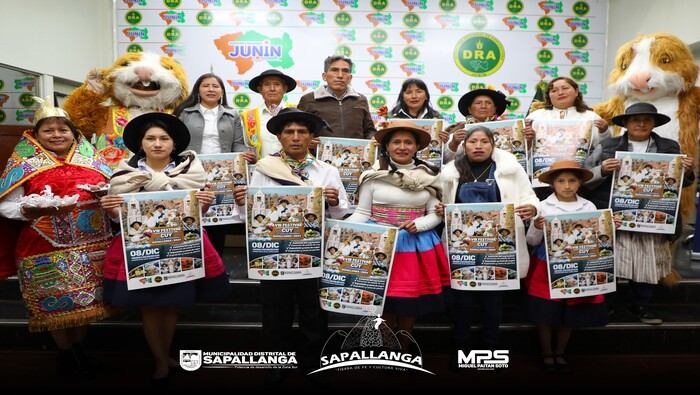 Presentación en Conferencia de Prensa de La VIII Feria del Cuy & V Festival del Floricultor