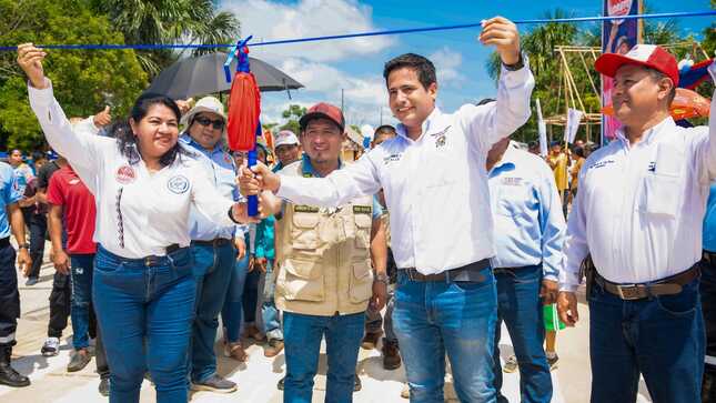 Con una inversión superior a los 20 millones de soles, gobernador regional de Loreto inaugura 3 obras en el Putumayo
