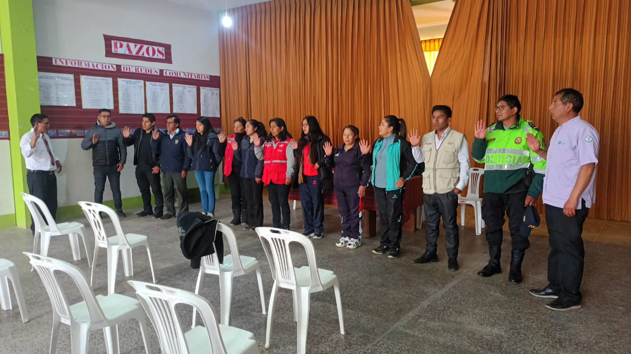 En una sesión extraordinaria convocada por el Presidente del Comité Distrital de Salud (CDS), alcalde Rolando M. Romero Campos; se reunieron los integrantes y autoridades del CDS de Pazos